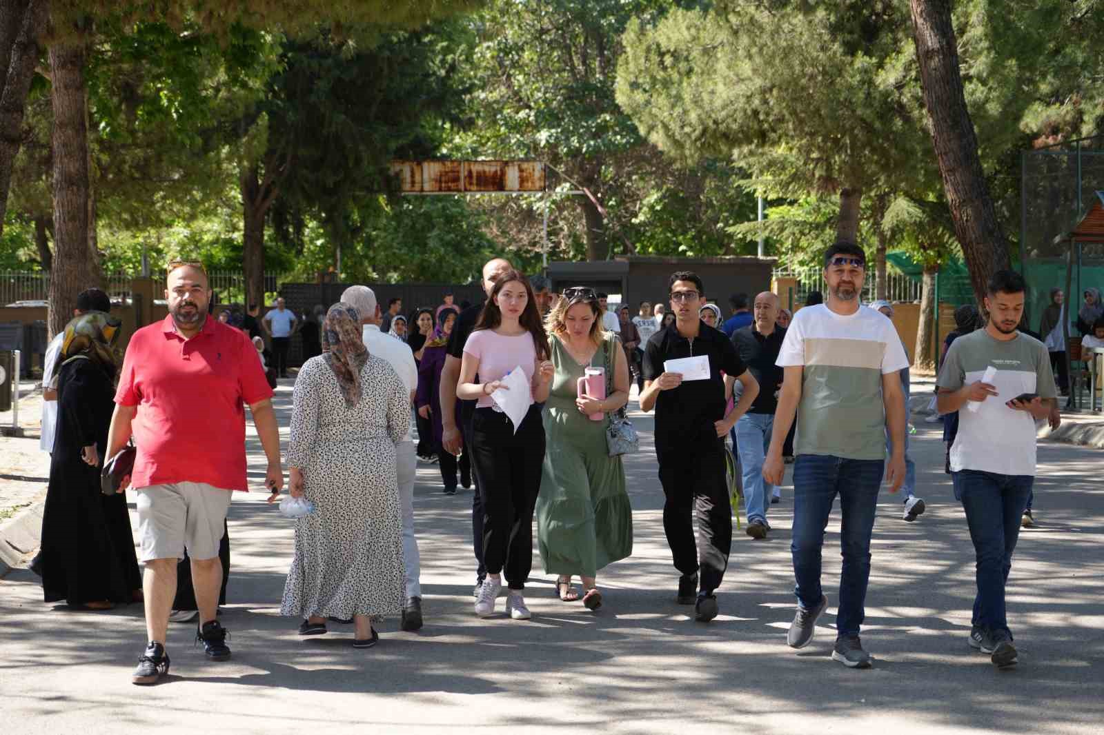 Gaziantep’te YKS heyecanı devam ediyor
