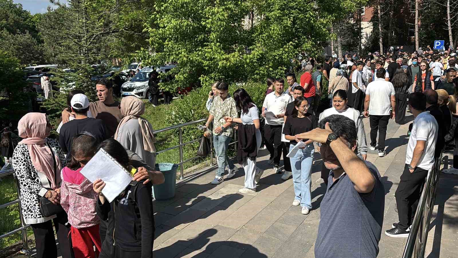 Bolu’da binlerce üniversite adayı AYT için ter döküyor