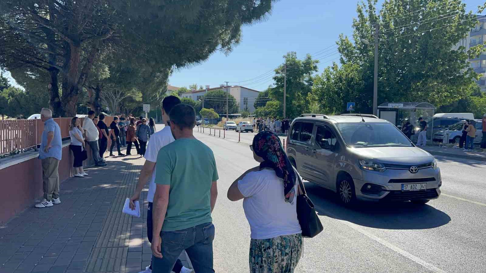 Çanakkale’de YKS’nin ikinci oturum heyecanı