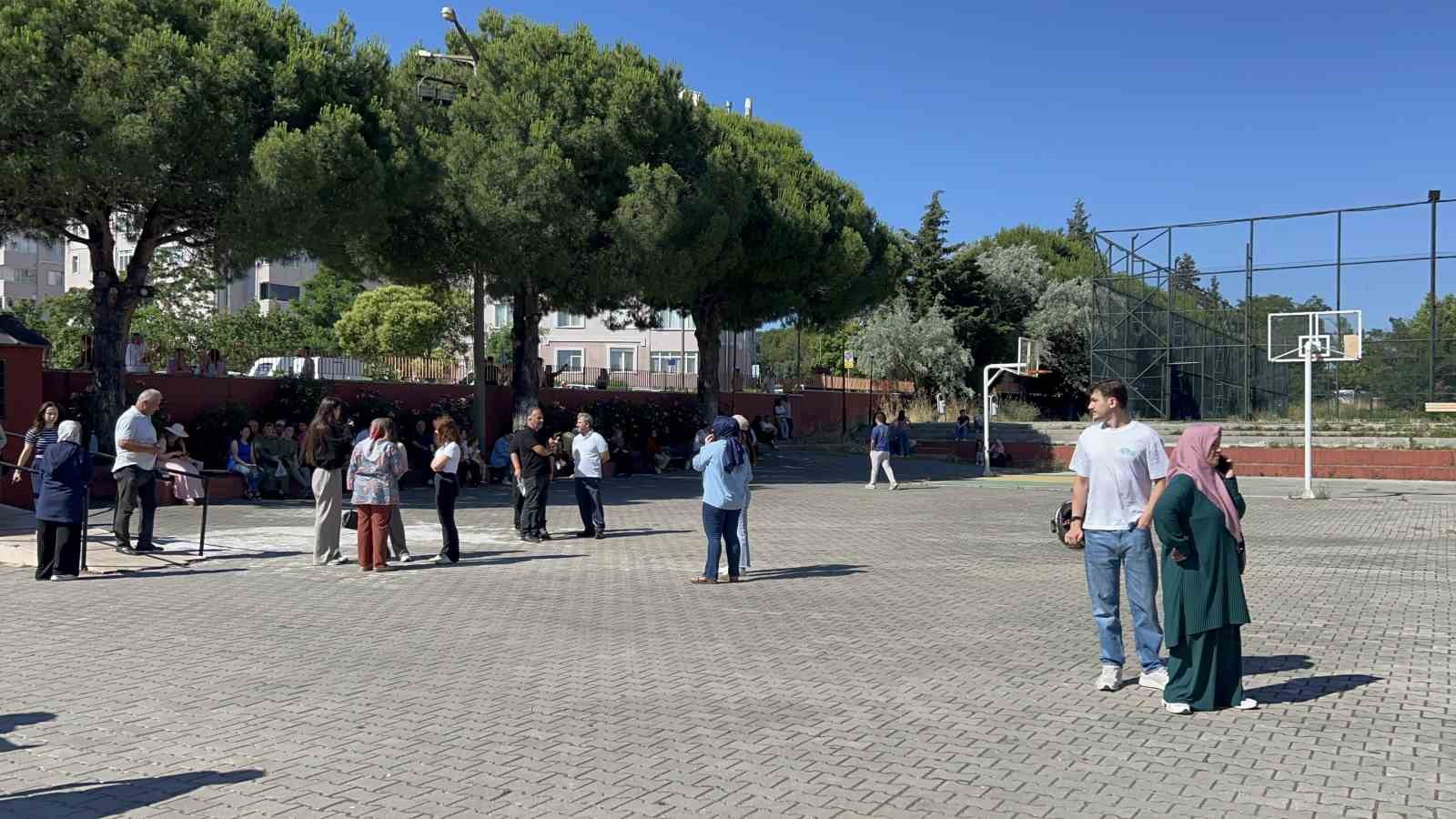 Çanakkale’de YKS’nin ikinci oturum heyecanı
