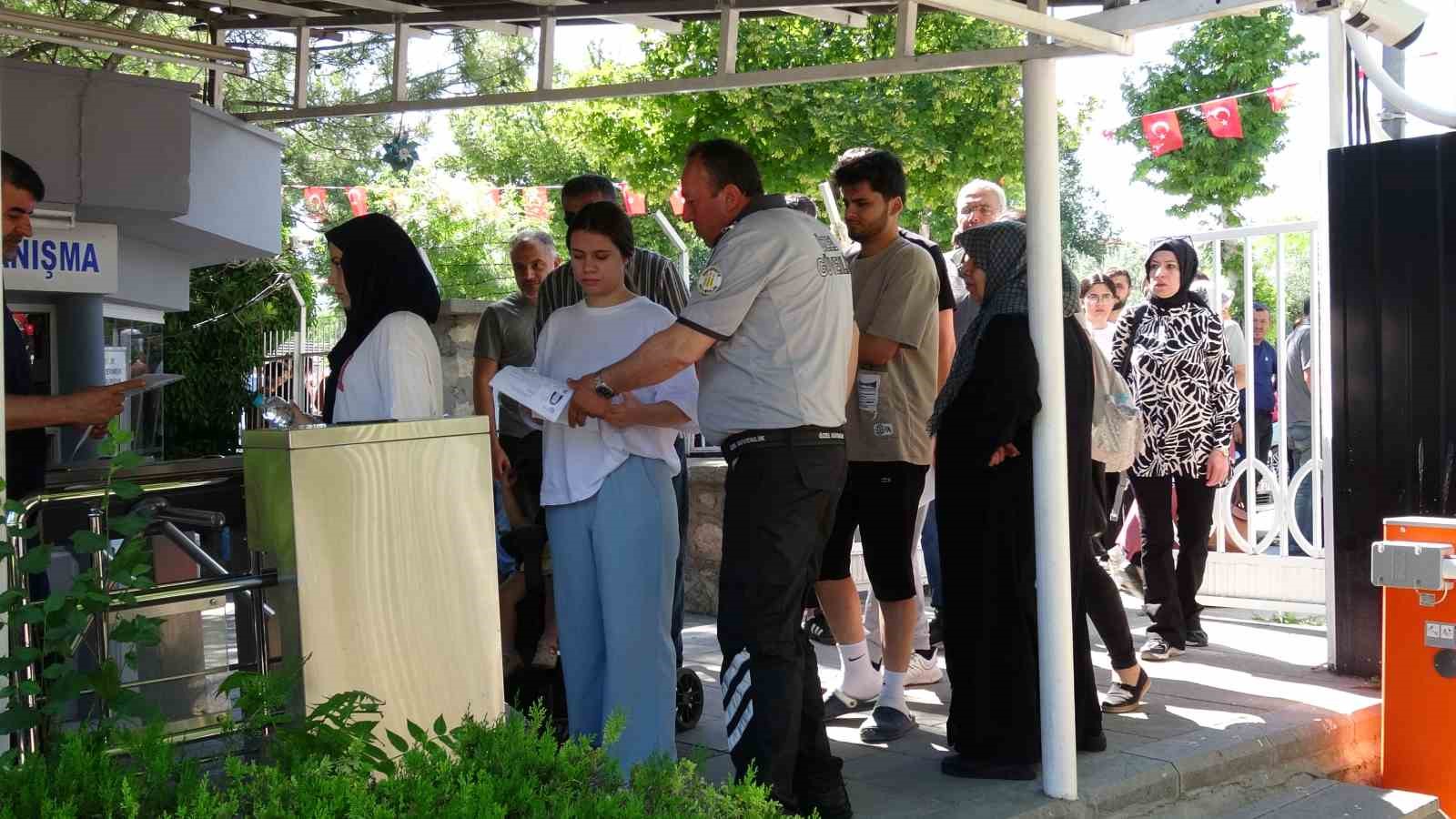 Malatya’da YKS heyecanı sürüyor