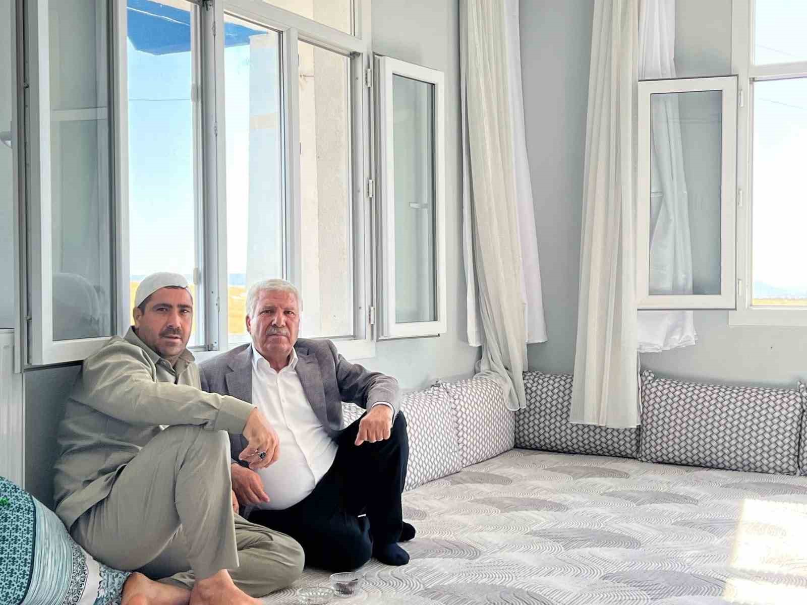 Çermikli hacılar yurda döndü