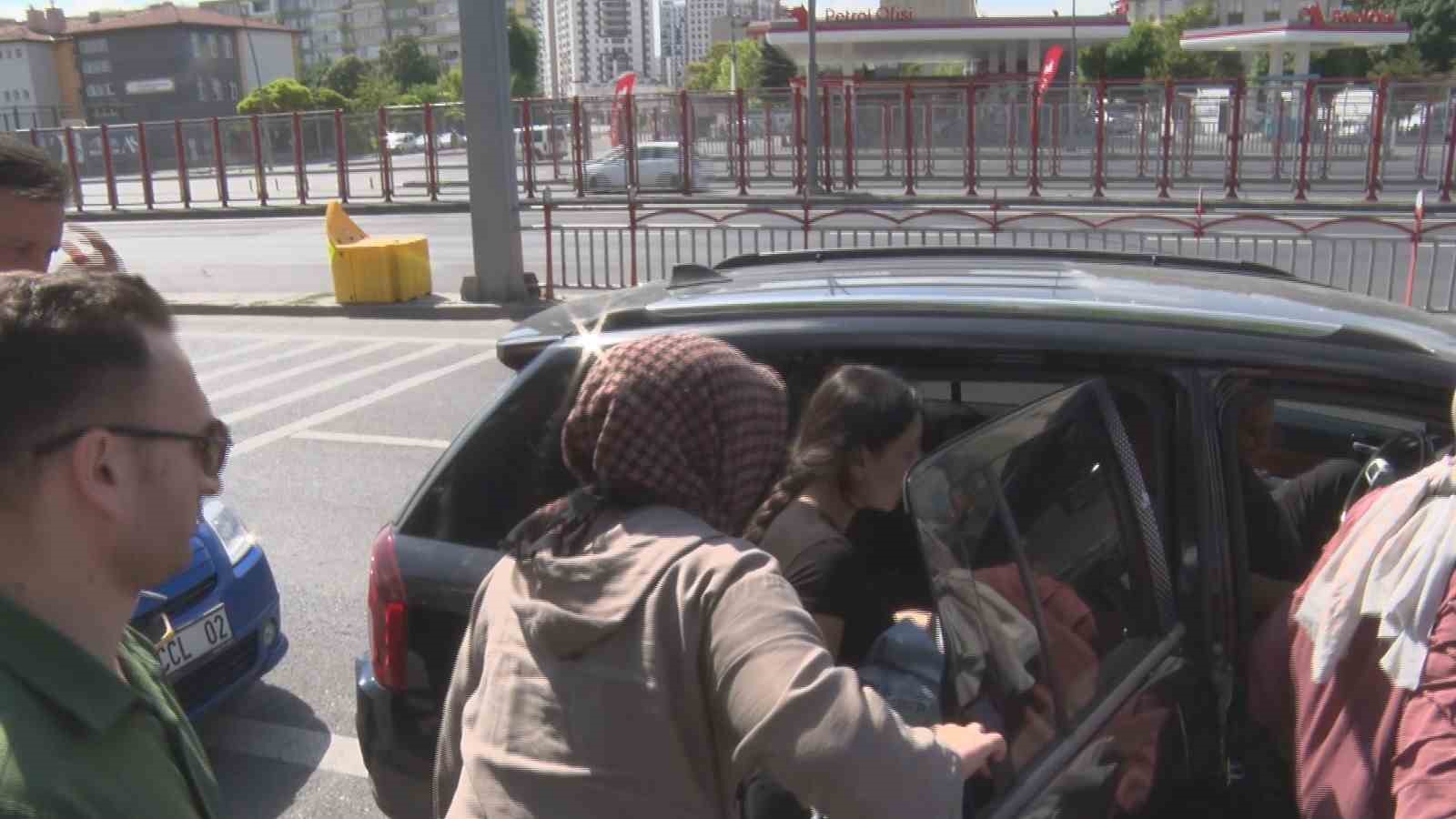 Yanlış okula geldi, sınava yetiştirmek için vatandaş seferber oldu