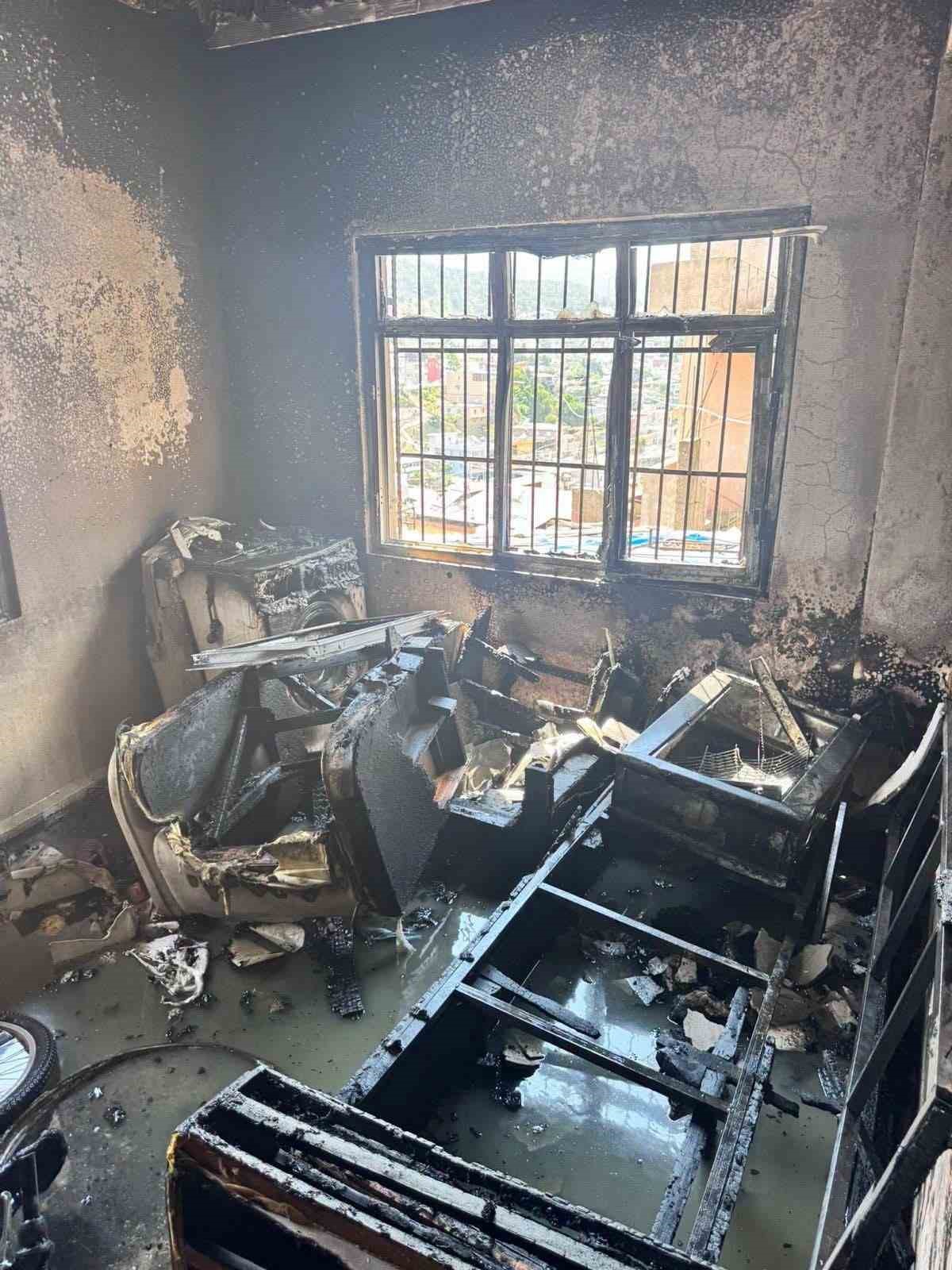 Belen’de ev yangını