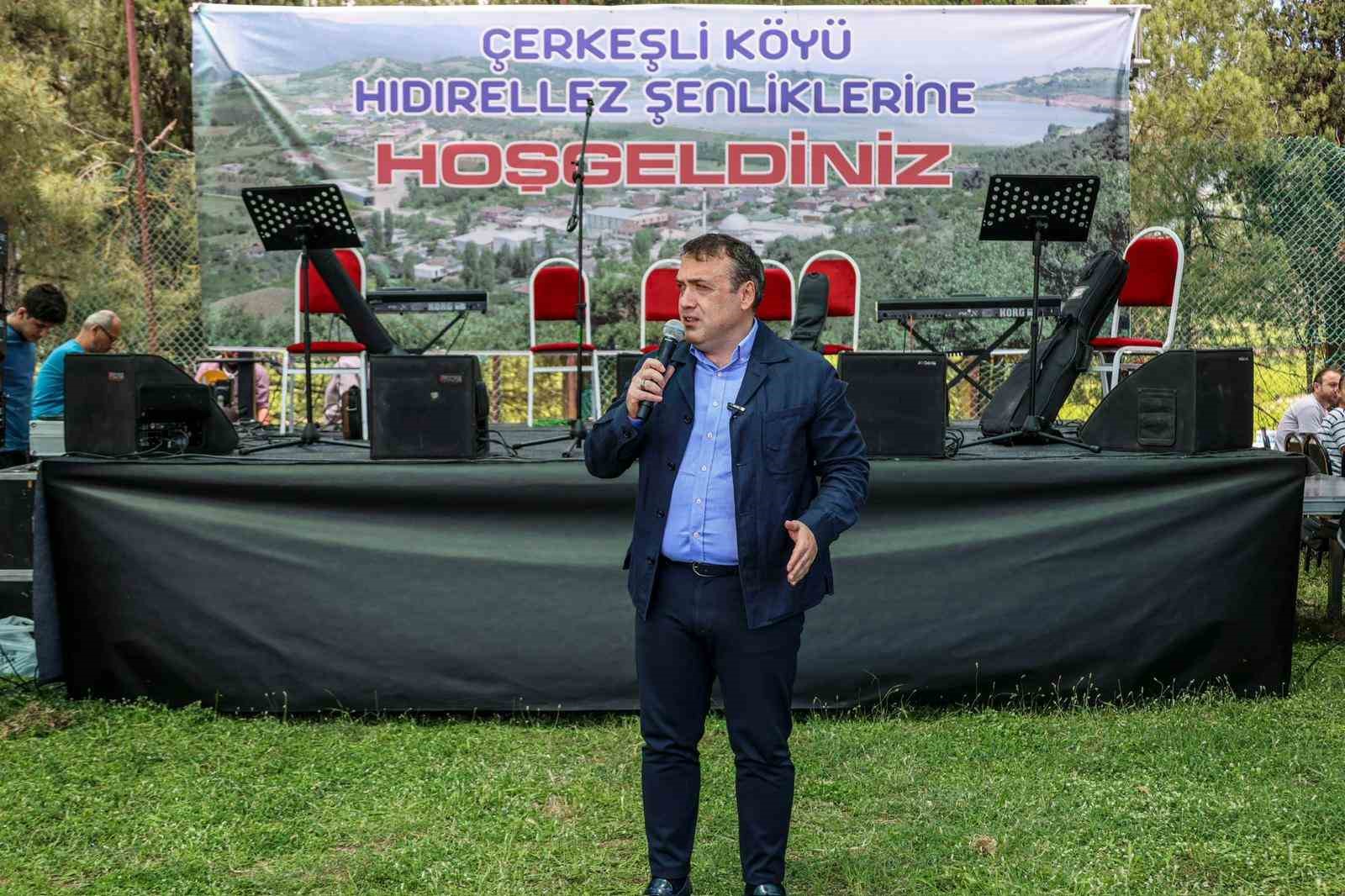 Vali Sözer Hıdırellez şenliklerinde vatandaşlarla buluştu