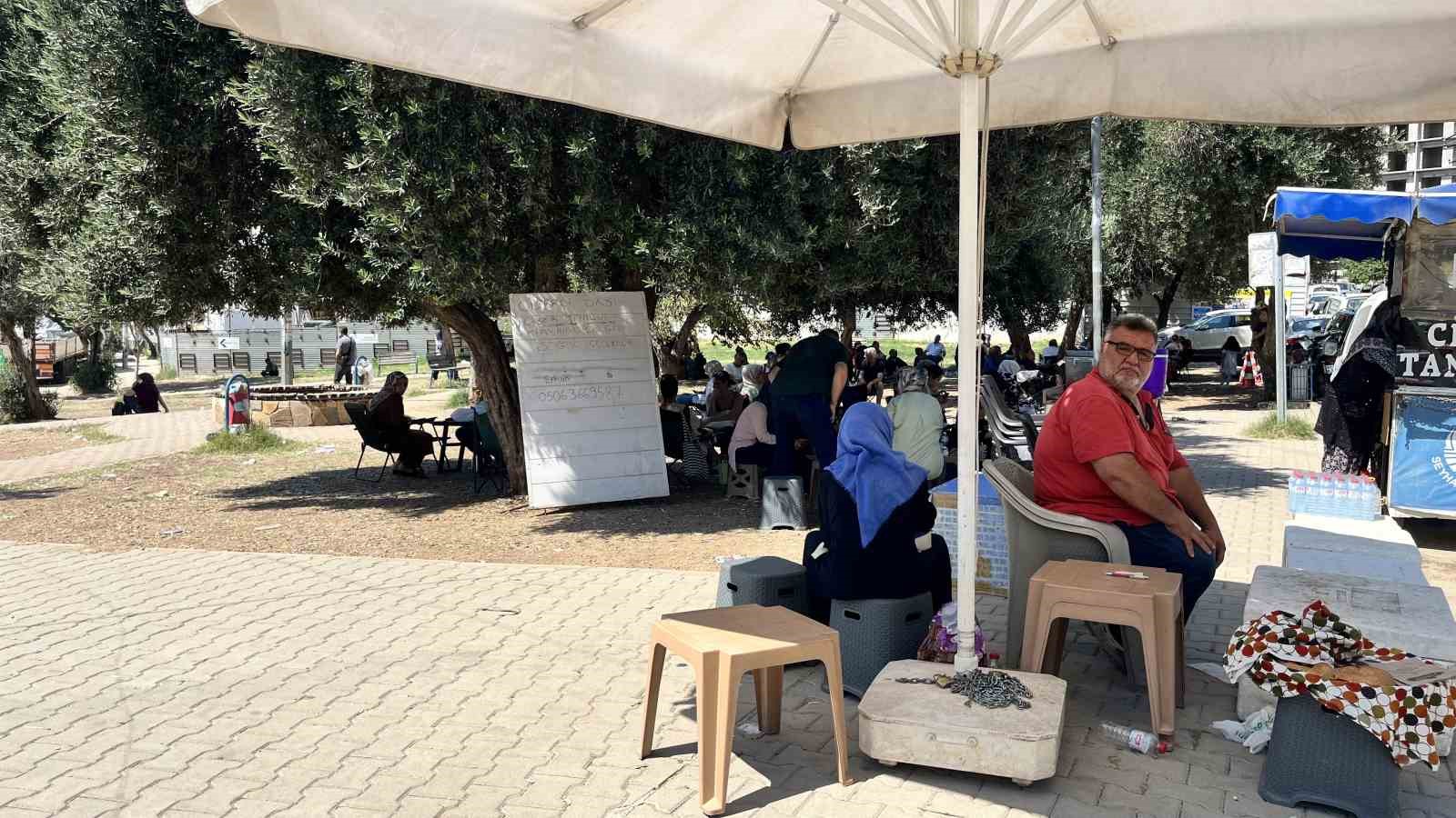 Babalar Günü’nde YKS nöbeti
