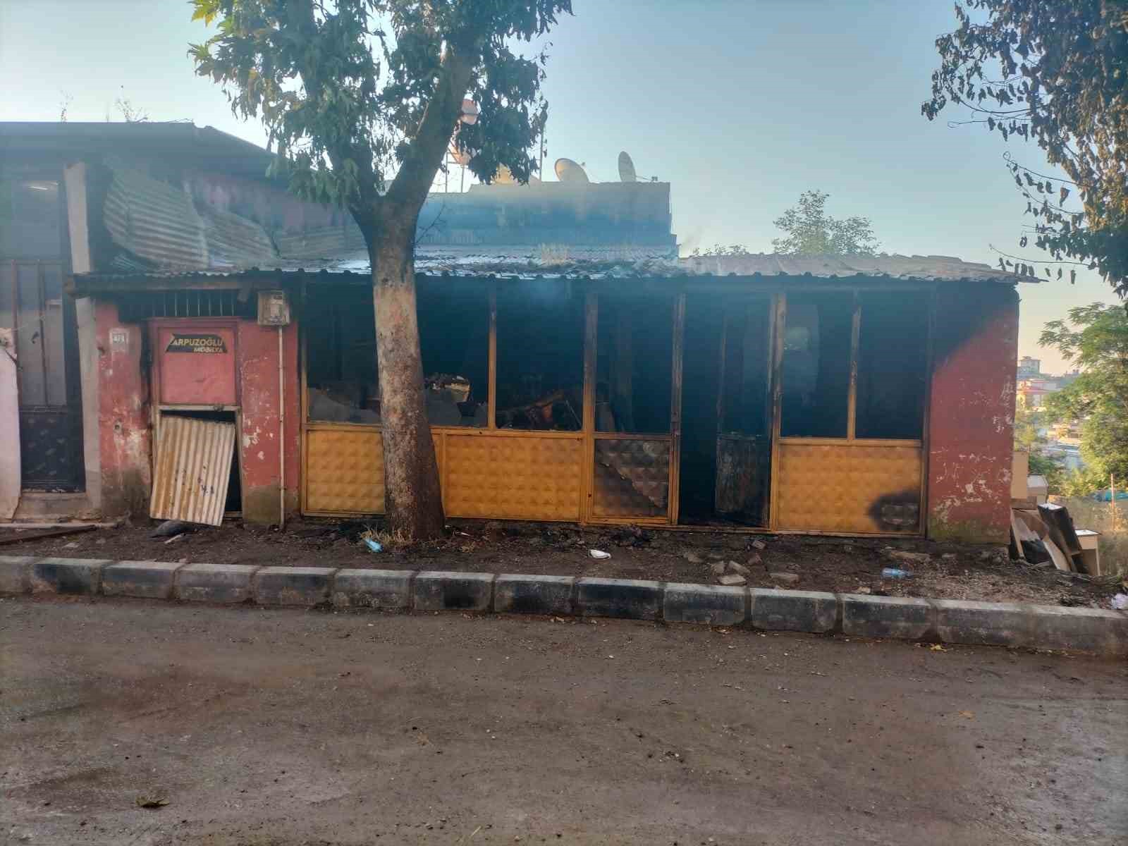 Kahramanmaraş’ta iş yeri yangını