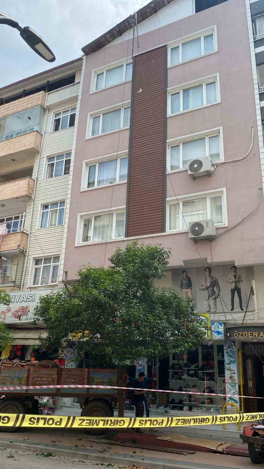 Samsun’da çatıdan düşen inşaat işçisi hayatını kaybetti