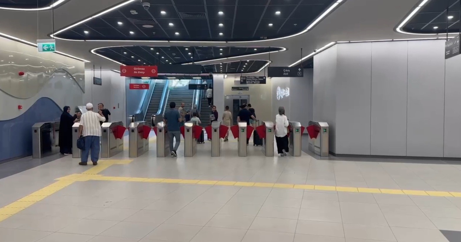 Türkiye’nin en yeni metro hattı ilk gününde 10 bin 21 yolcu taşıdı