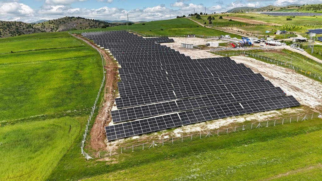 Özbelsan Güneş Enerji Santrali hizmete açıldı