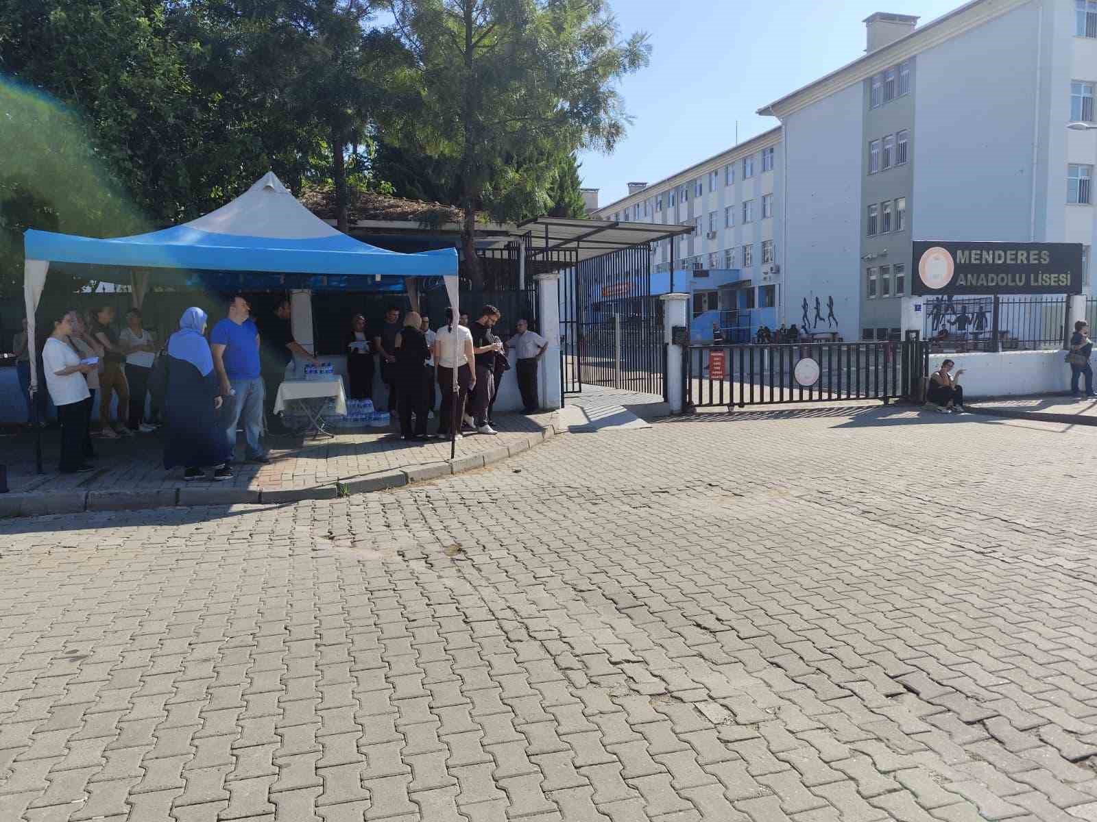 Nazilli Belediyesi’nden YKS adaylarına ve ailelerine destek