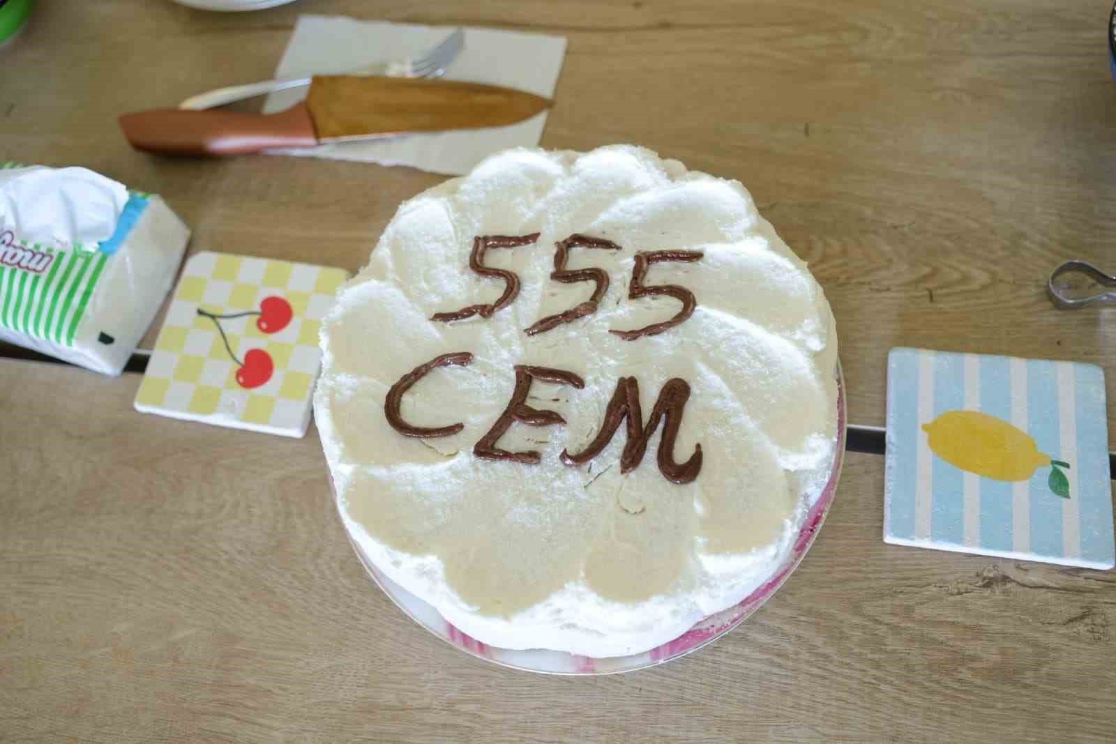 İlkadım’da doğan 555’inci bebeğin ilk hediyesi Başkan Kurnaz’dan