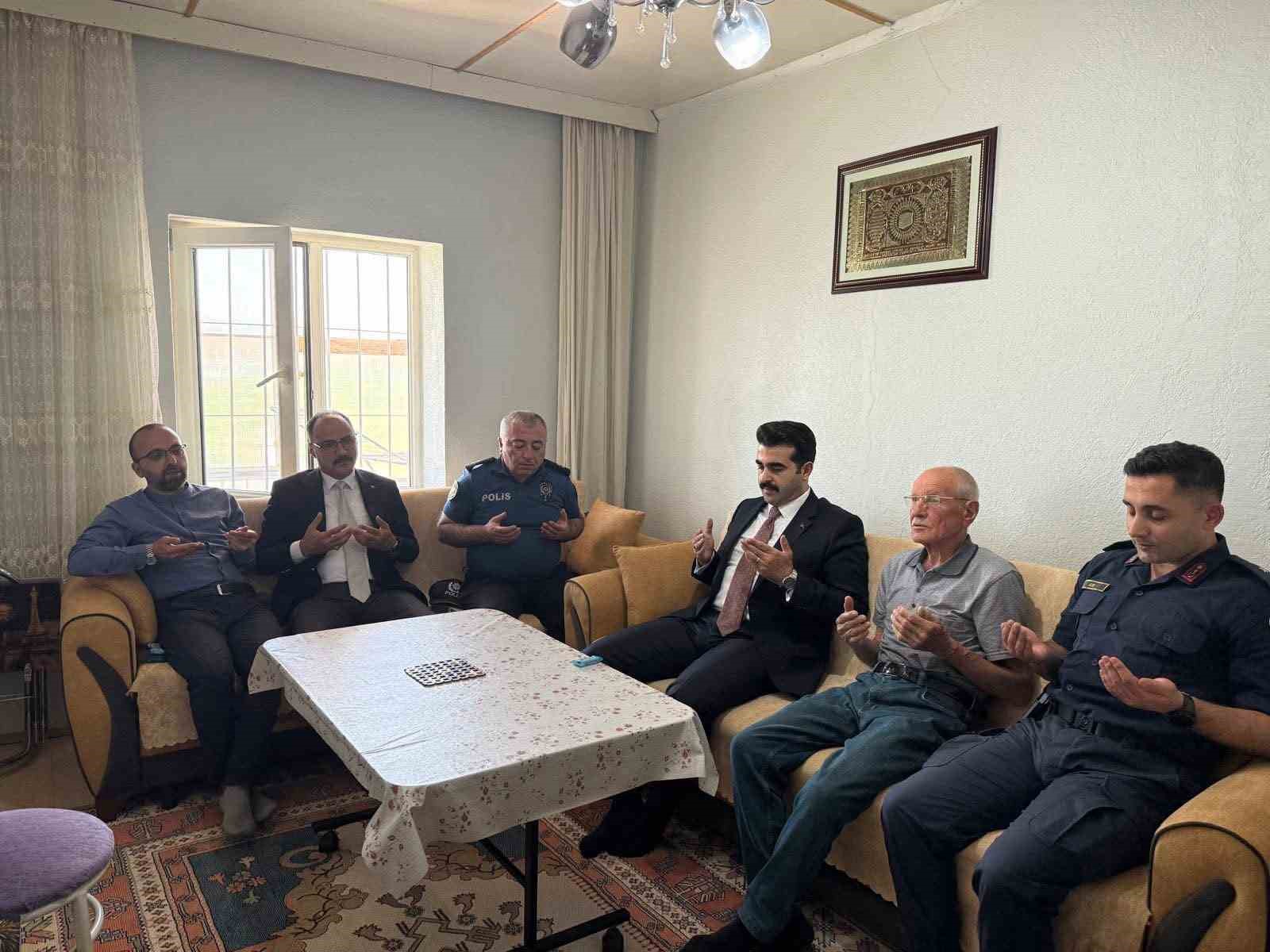 Tomarza’da şehit babalarına ’Babalar Günü’ sürprizi