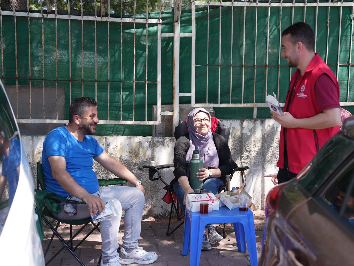 Denizli Büyükşehir sınavdaki gençleri de babaları da unutmadı