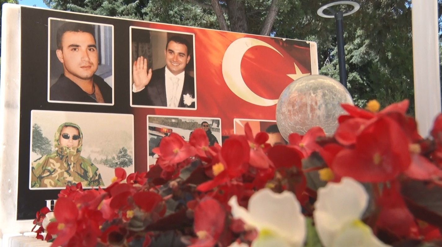 Şehit babalarının buruk Babalar Günü: "O bize gelemiyor, biz ona geldik"