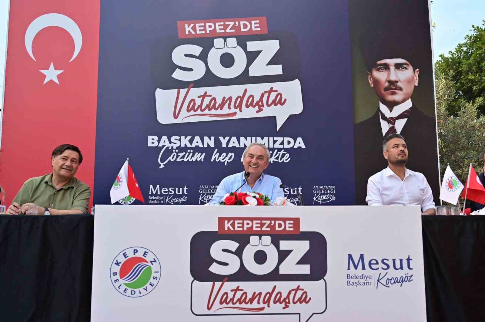 Kepez Belediye Başkanı Mesut Kocagöz vatandaşlarla buluştu