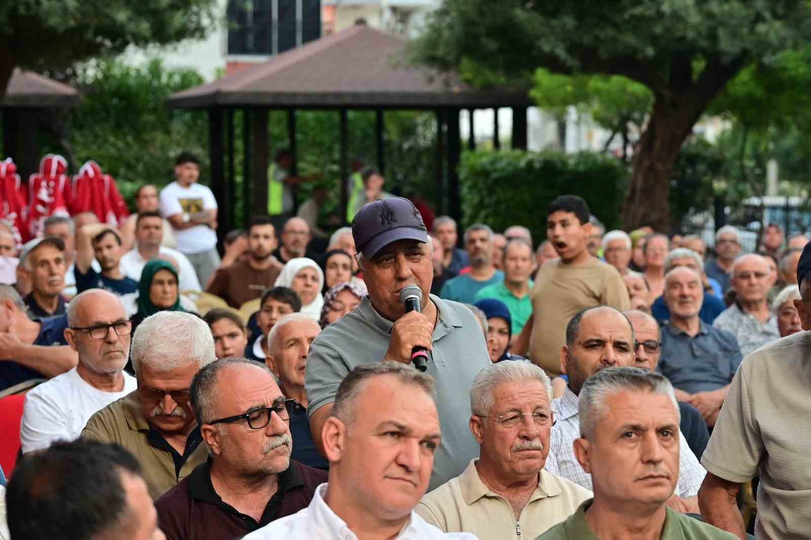 Kepez Belediye Başkanı Mesut Kocagöz vatandaşlarla buluştu