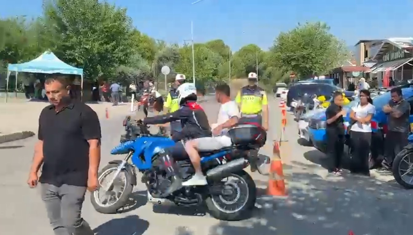 YKS’ye yetişemeyen öğrencinin imdadına jandarma yetişti