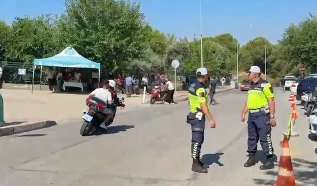 YKS’ye yetişemeyen öğrencinin imdadına jandarma yetişti