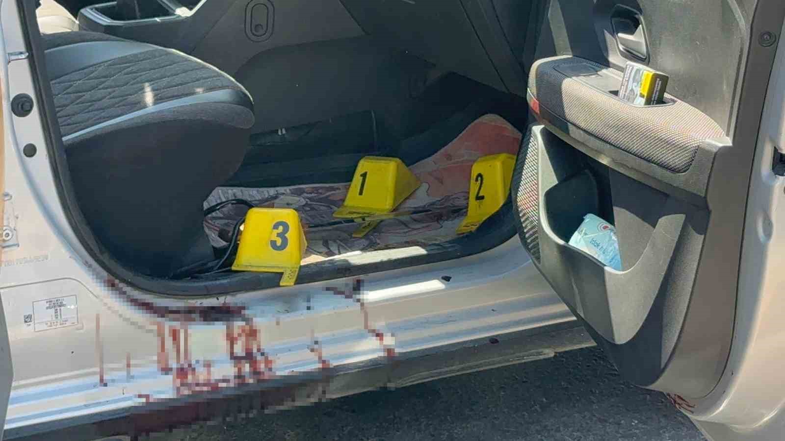 Gaziantep’te taksi durağı önünde bıçaklı kavga: 6 yaralı