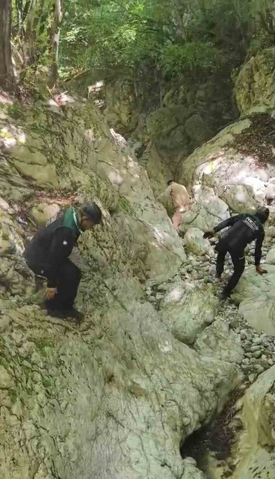 Kayıp üniversite öğrencisi için kanyon ve mağaralar didik didik taranıyor