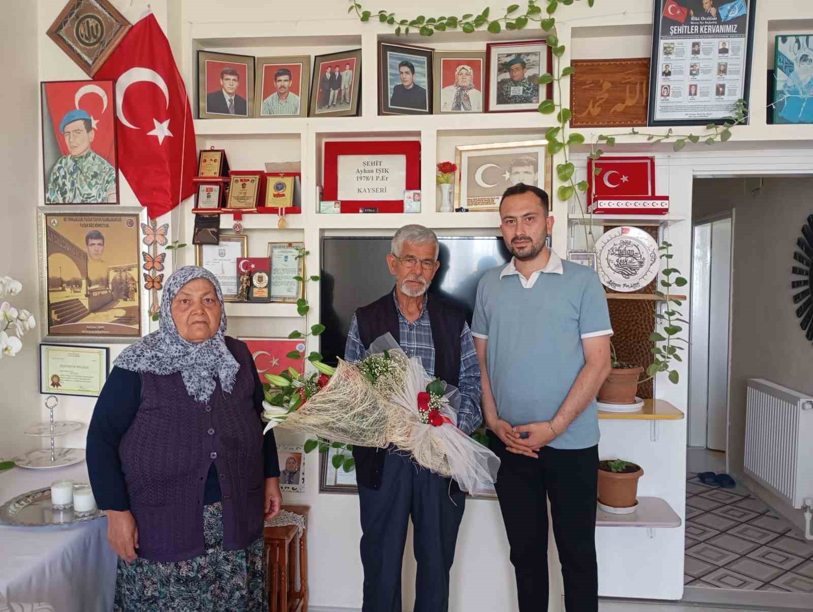 Başkan Metin: "Şehit babalarımız milletimizin en kıymetli emanetleridir"