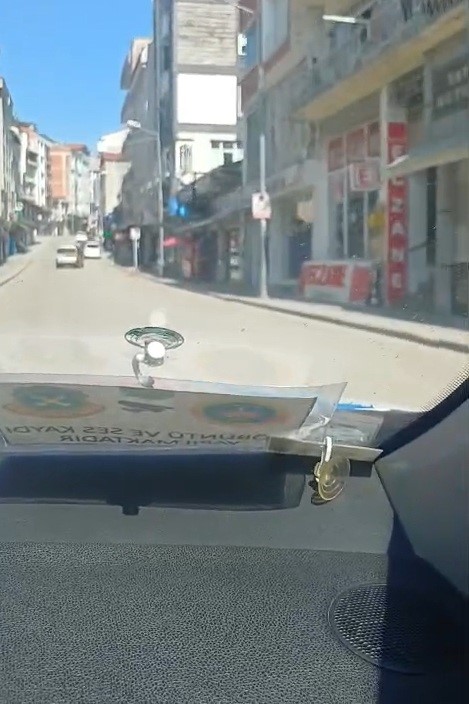 Yanlış okula giden adayı jandarma sınava yetiştirdi