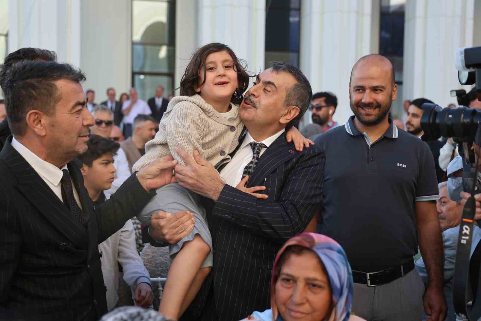 İçişleri Bakanı Çiftçi: 