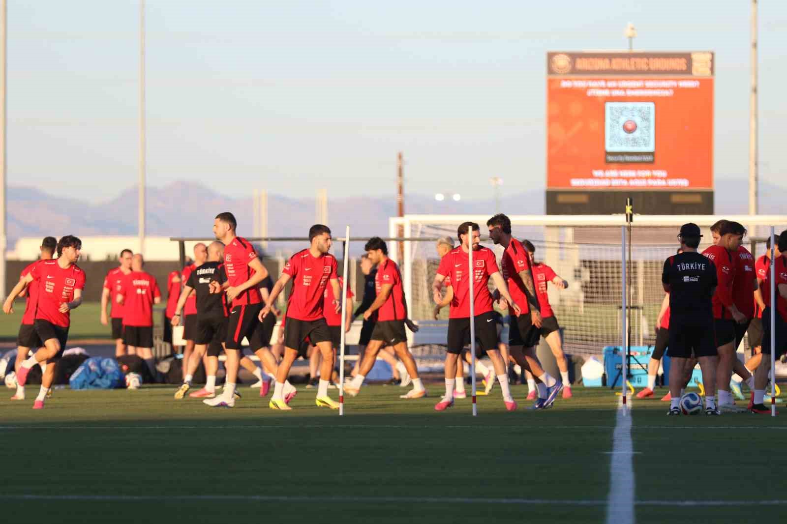 A Milli Futbol Takımı’nda ABD maçının hazırlıkları başladı