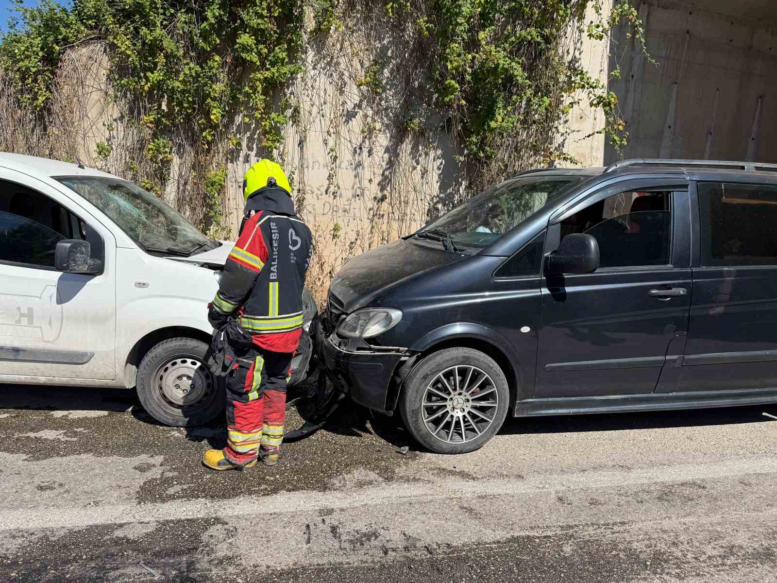 Erdek’te alt geçitte kaza: 1 yaralı