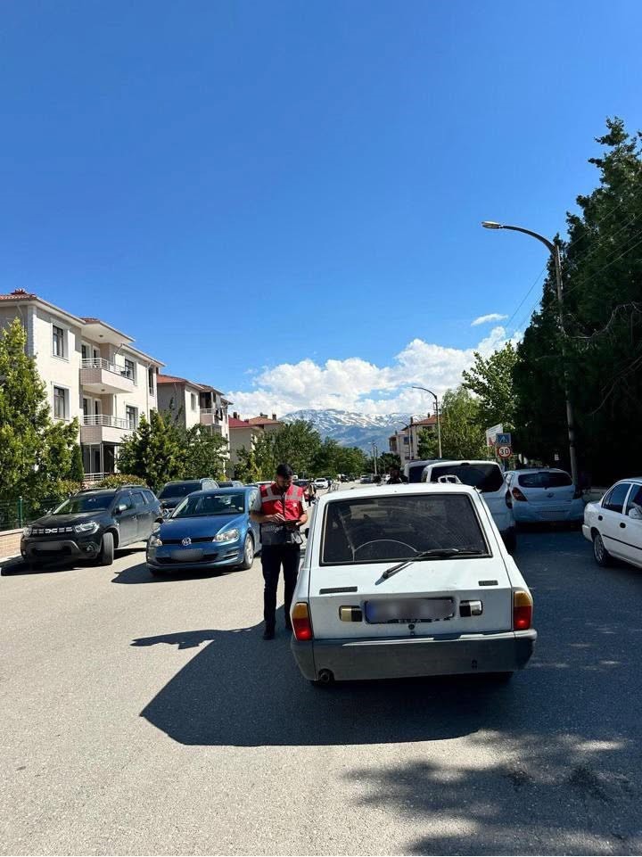 Erzincan’da okul çevrelerinde güvenlik uygulaması gerçekleştirildi