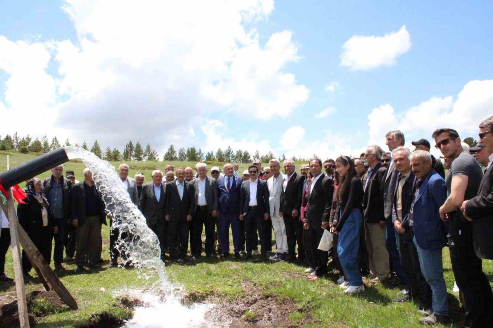 5 köy aynı kaynaktan su içecek