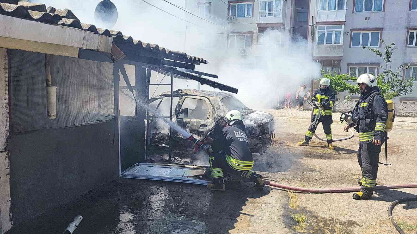 Tekirdağ’da otomobil ve garaj küle döndü