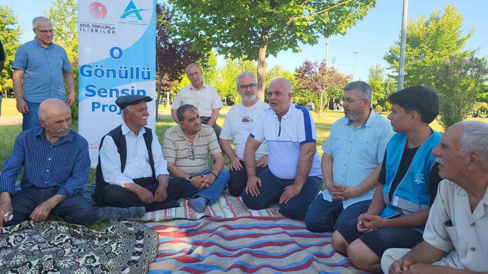Kuşaklar aynı sofrada buluştu