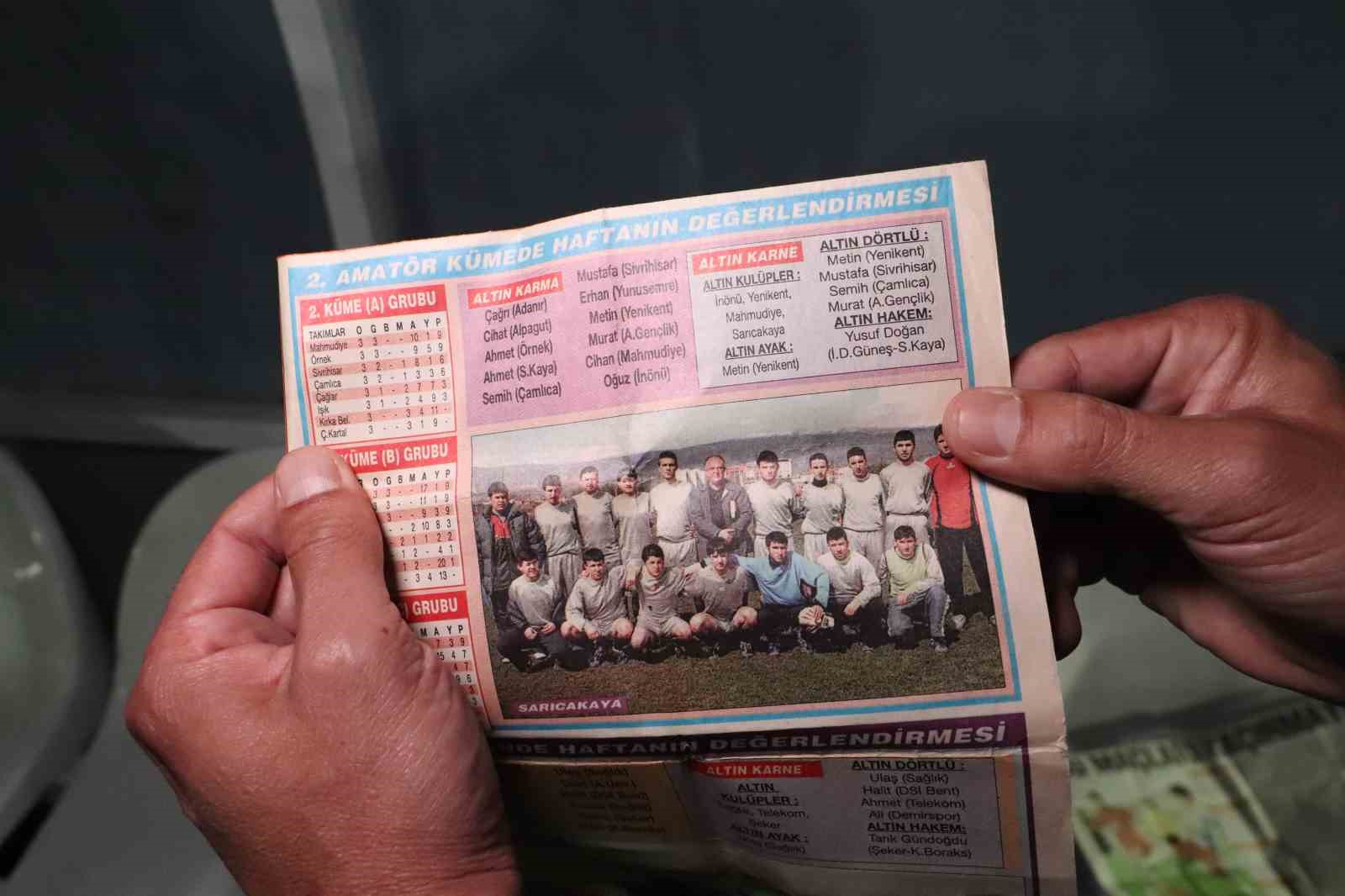 Eskişehir’in en yaşlı amatör futbolcusu 39 yıllık kariyerine veda etti