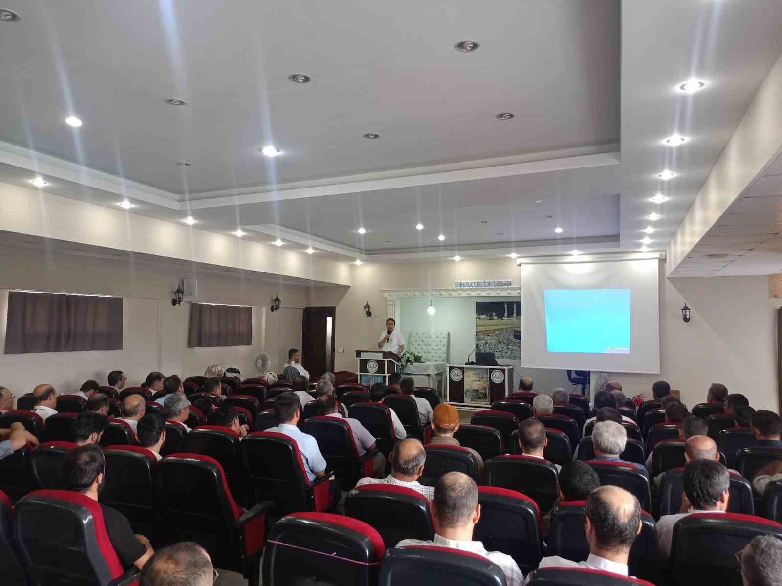 Yaz Kur’an Kursları öncesi din görevlileri bir araya geldi