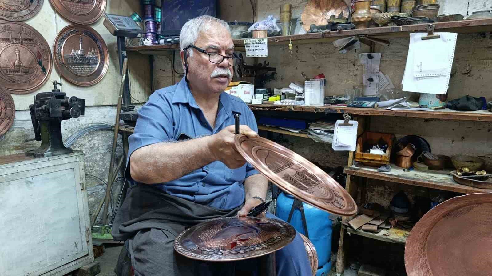 Şanlıurfa’da kaybolmaya yüz tutan bakırcılık mesleği yeniden canlandı