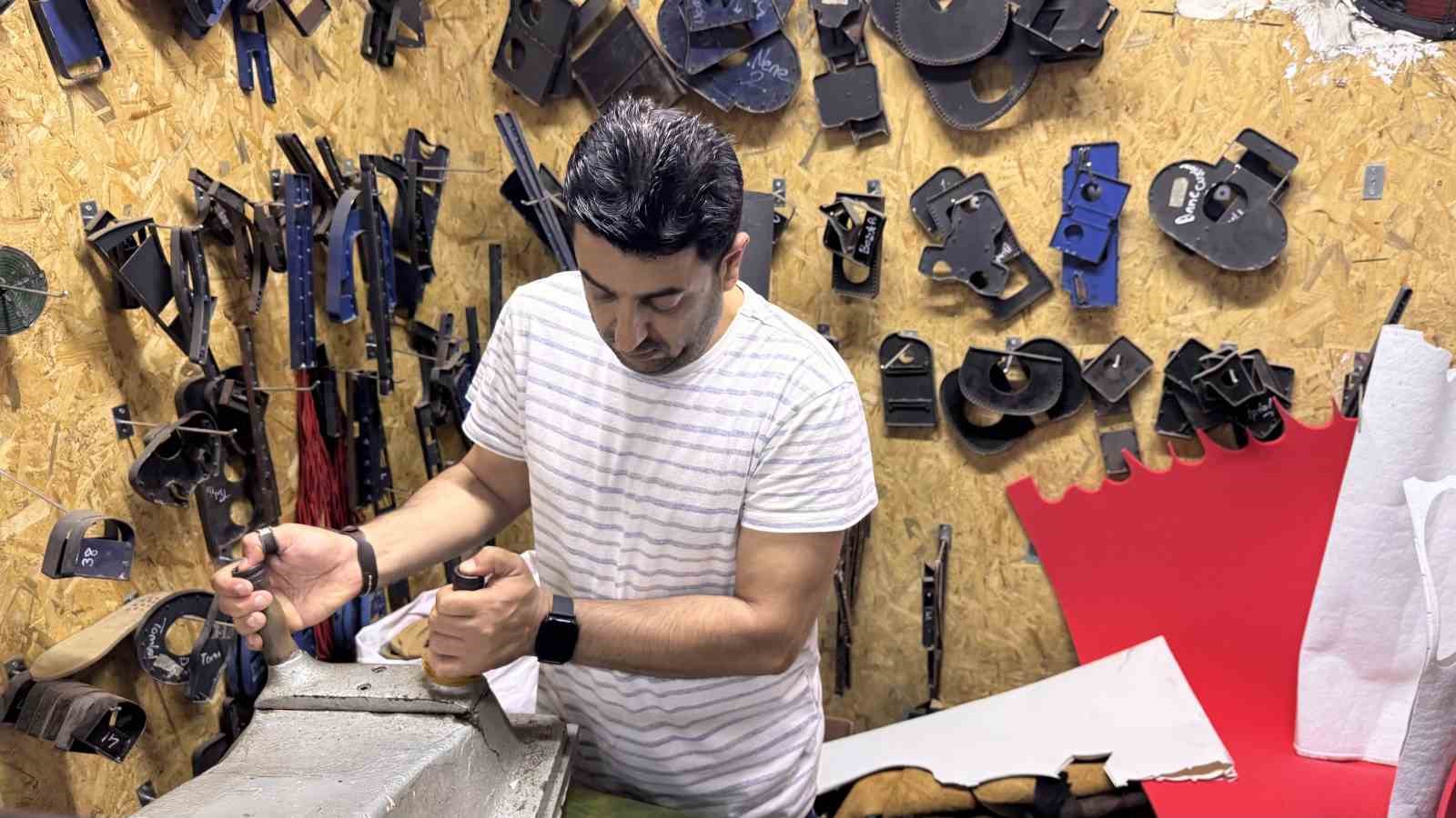 Bir meslek daha yok oluyor, çırak bulunamayan kunduracılıkta son dönemlerini yaşıyor