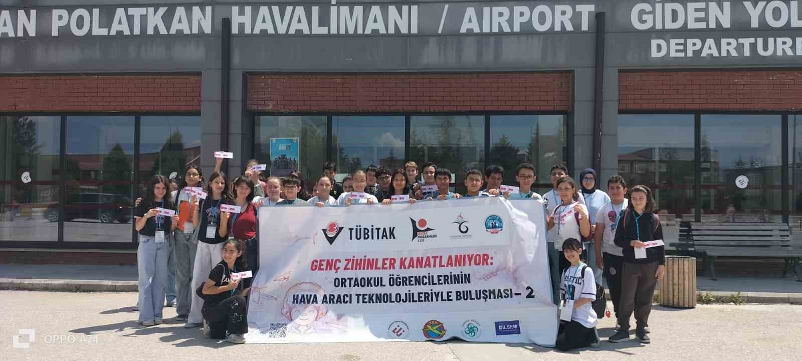 Genç zihinler kanatlanıyor: Ortaokul öğrencileri hava aracı teknolojileriyle buluştu