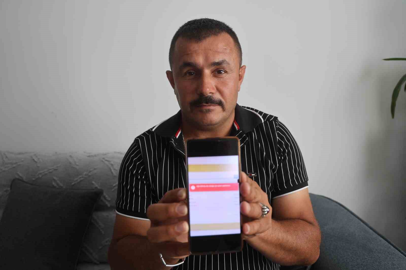 Depremde yaşadığı isim karışıklığıyla sistemde ölü olarak gözüken adam: 