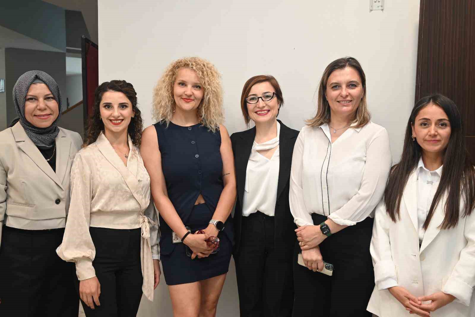 Şizofreni farkındalığı için "Biz de varız" mesajı