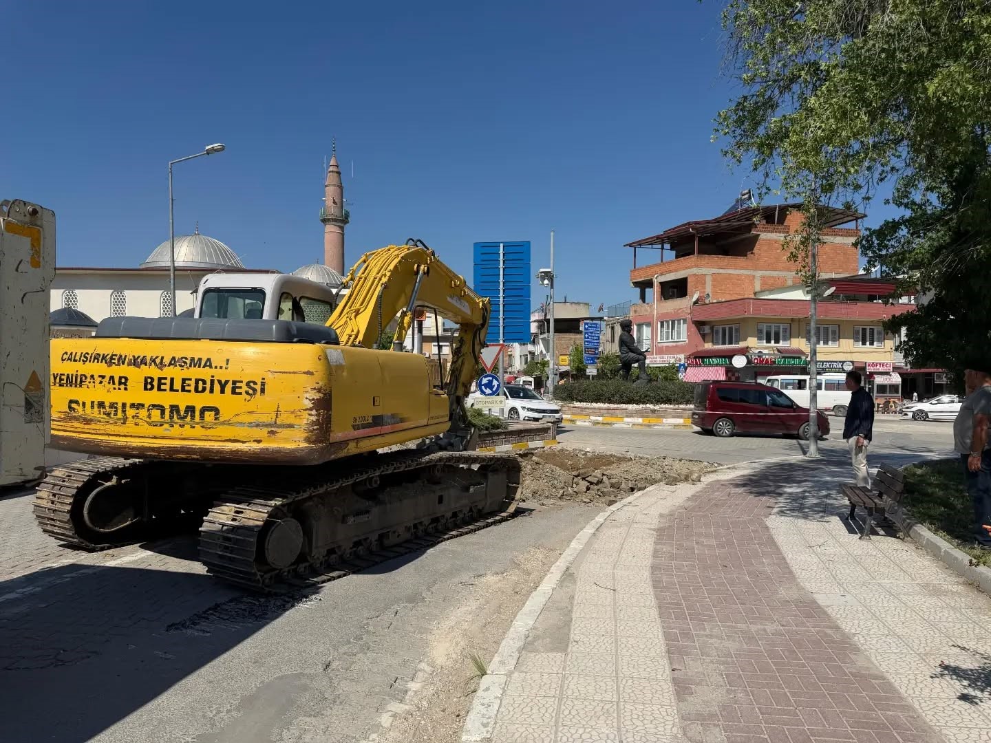 Yenipazar yollarında sıcak asfalt çalışması başladı