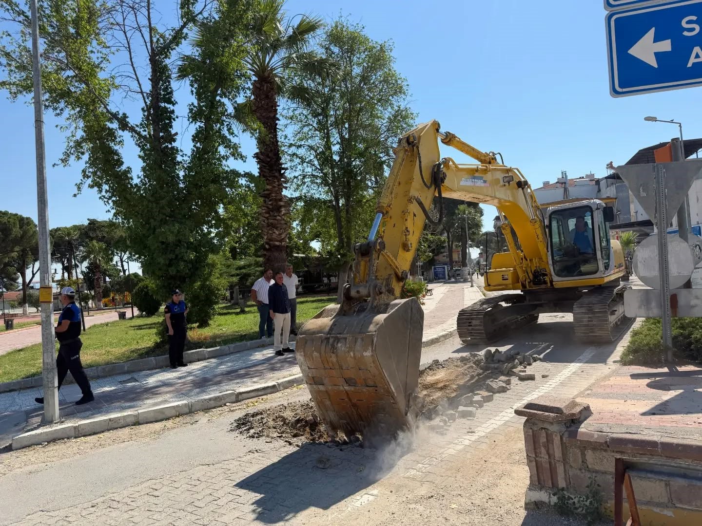Yenipazar yollarında sıcak asfalt çalışması başladı