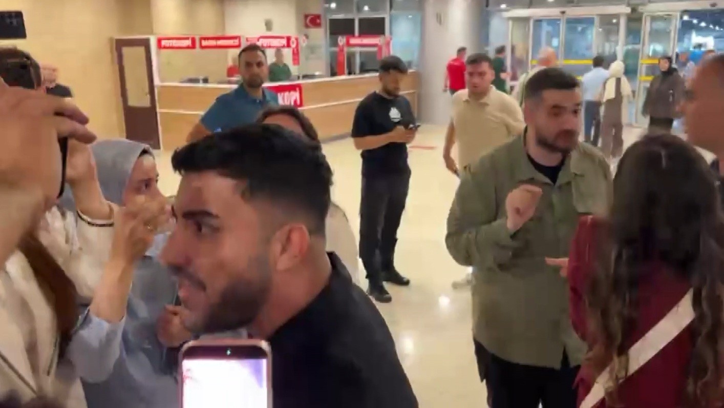 Kubilay Kaan Kundakçı davasında duruşma öncesi rapçi Canbay ve aile arasında tartışma