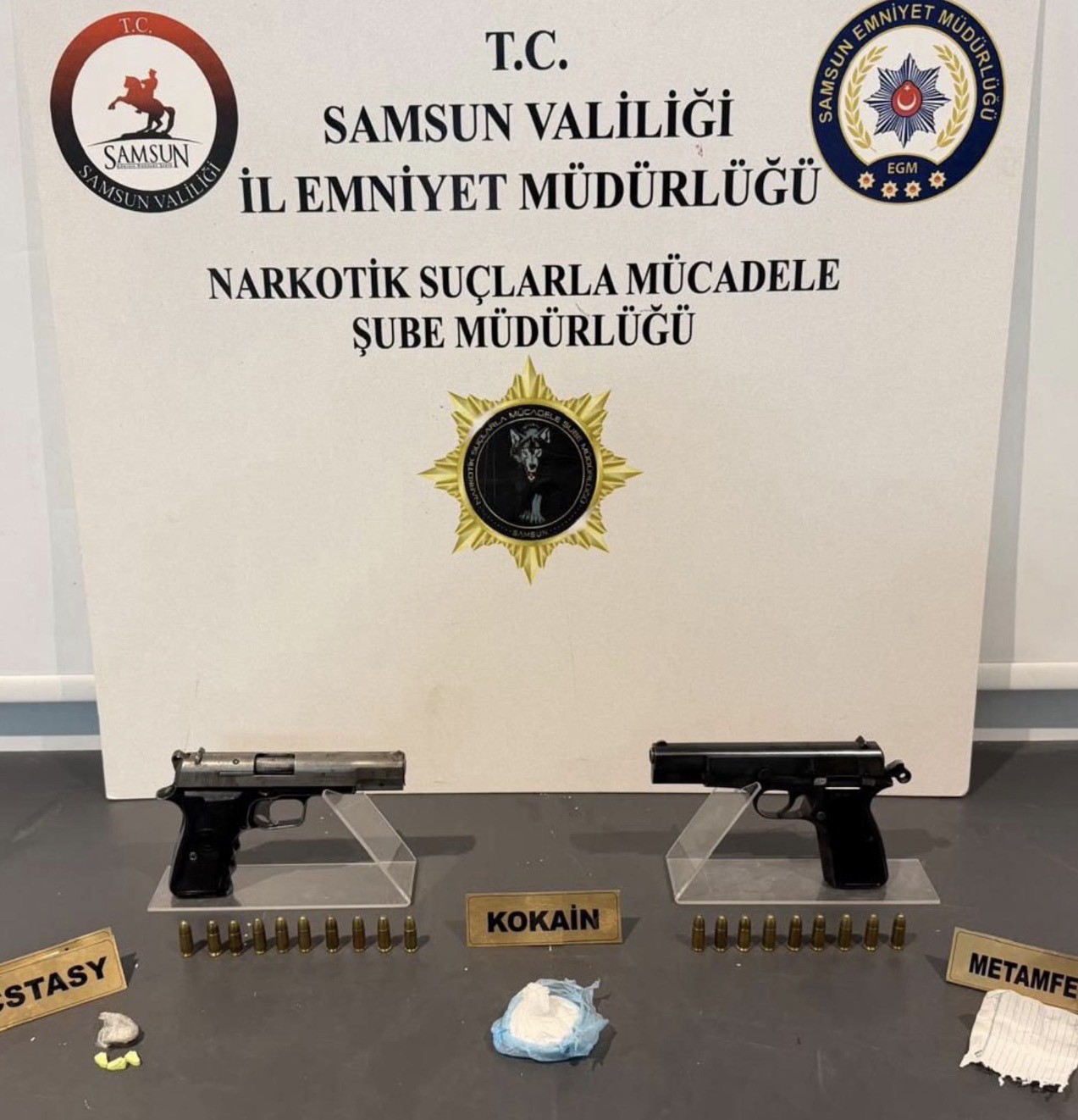 Samsun’da uyuşturucu ve silah operasyonu