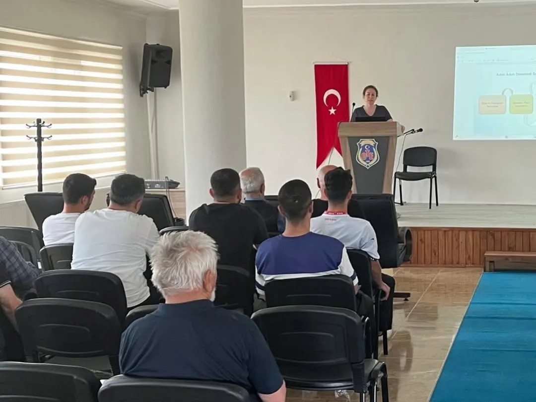 Sinop’ta hükümlülere denetimli serbestlik anlatıldı