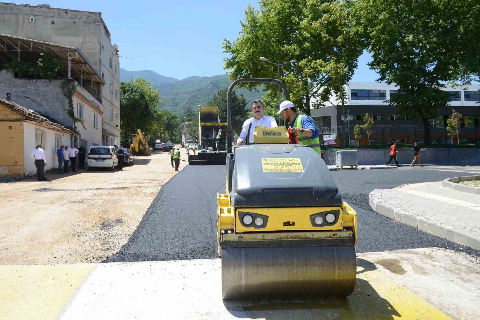 Yıldırım’da yollar yenileniyor ulaşım rahatlıyor