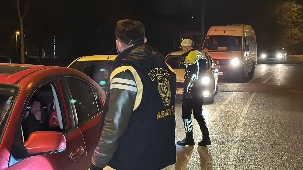 Uyuşturucu satıcısı 6 kişi tutuklandı