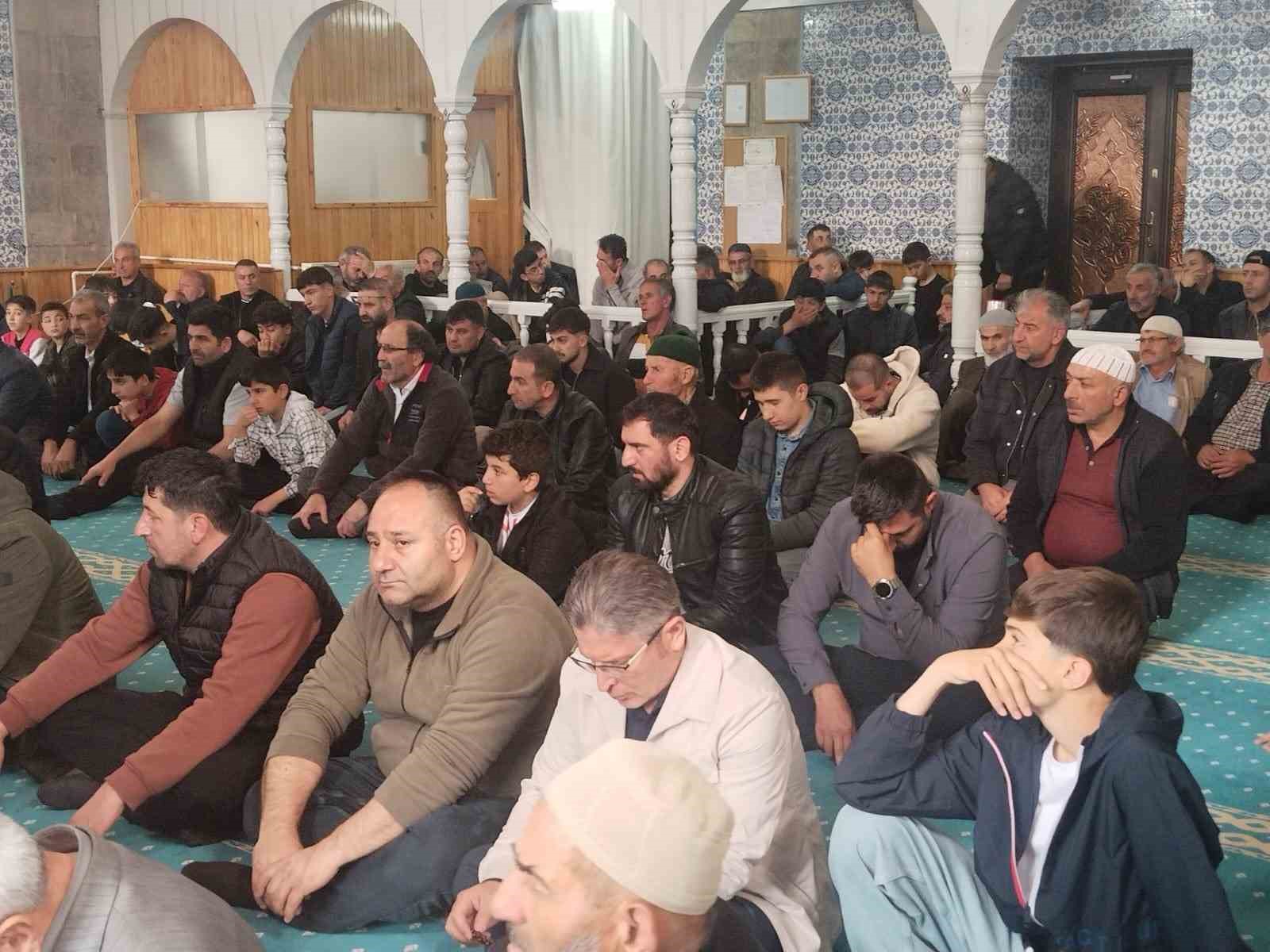 Özdereli Kur’an bülbüllerinden vefalı davranış