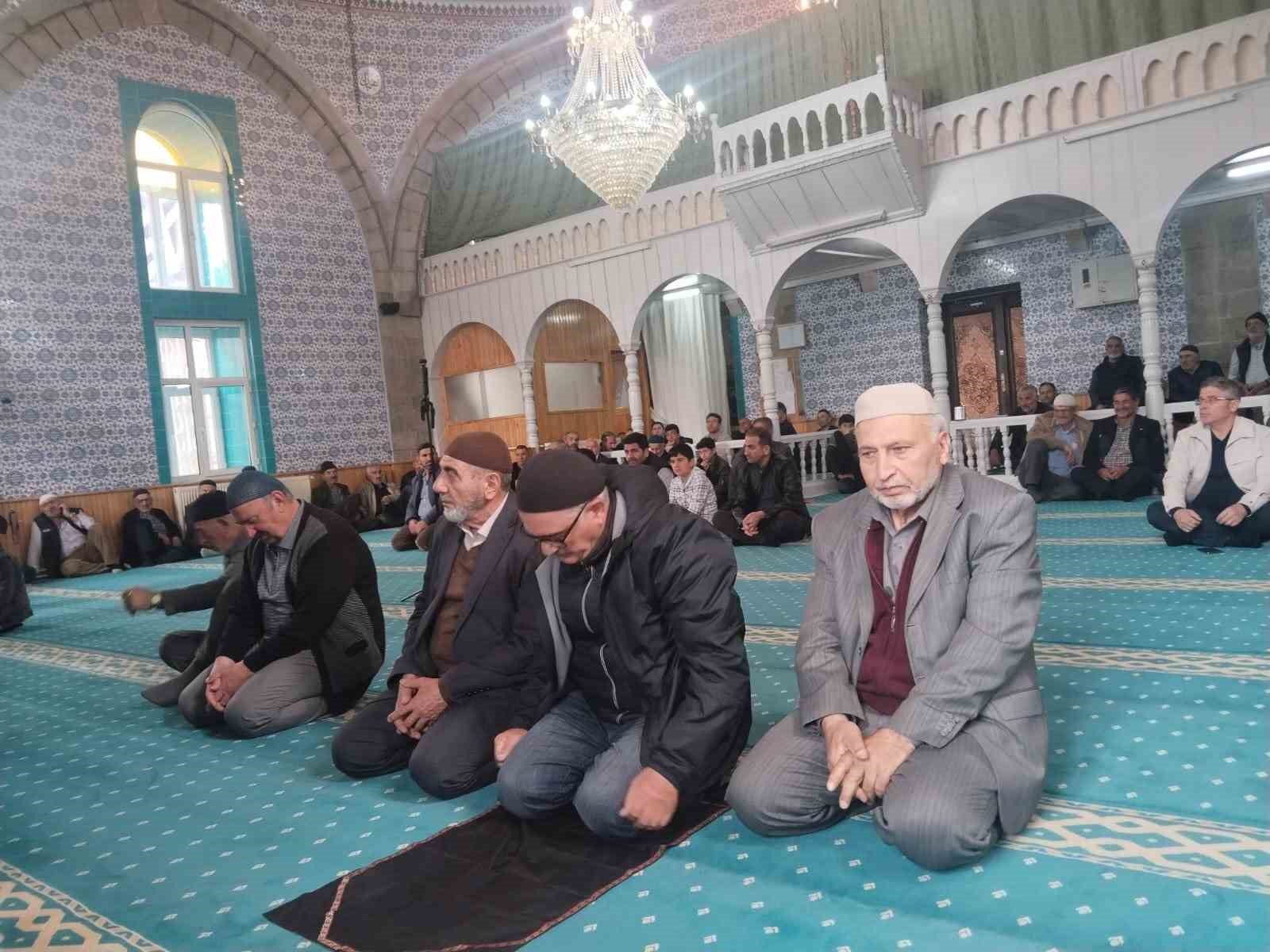 Özdereli Kur’an bülbüllerinden vefalı davranış
